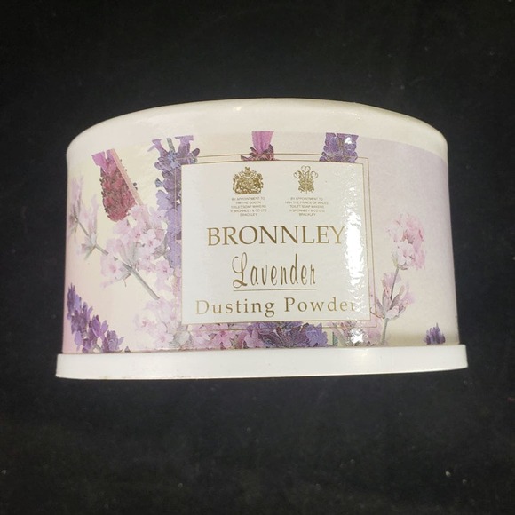 Bronnley England Lavender Dusting Body Powder NEW Grannycore - Picture 6 of 6